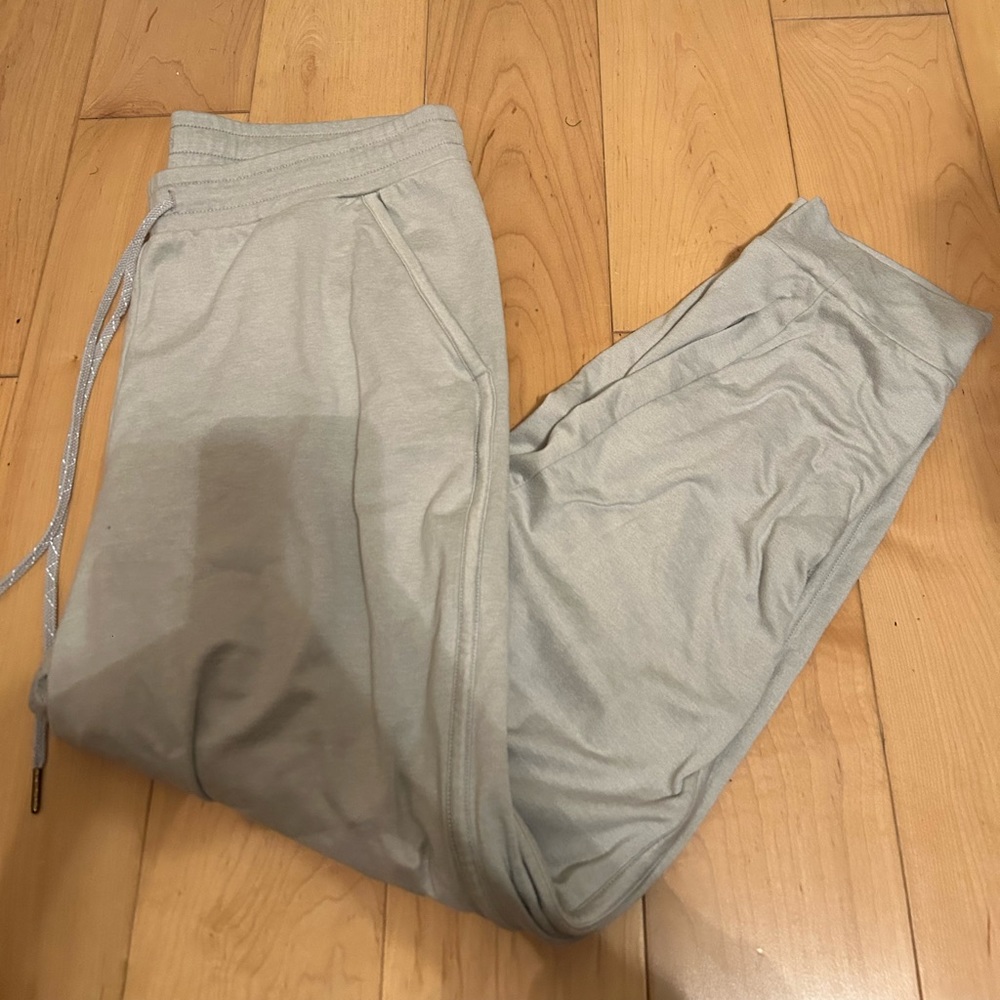 American Eagle Joggers